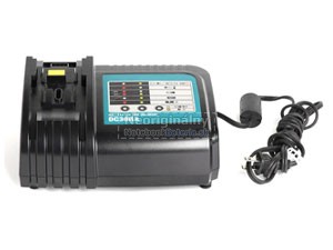Adaptér Makita ADP382AR